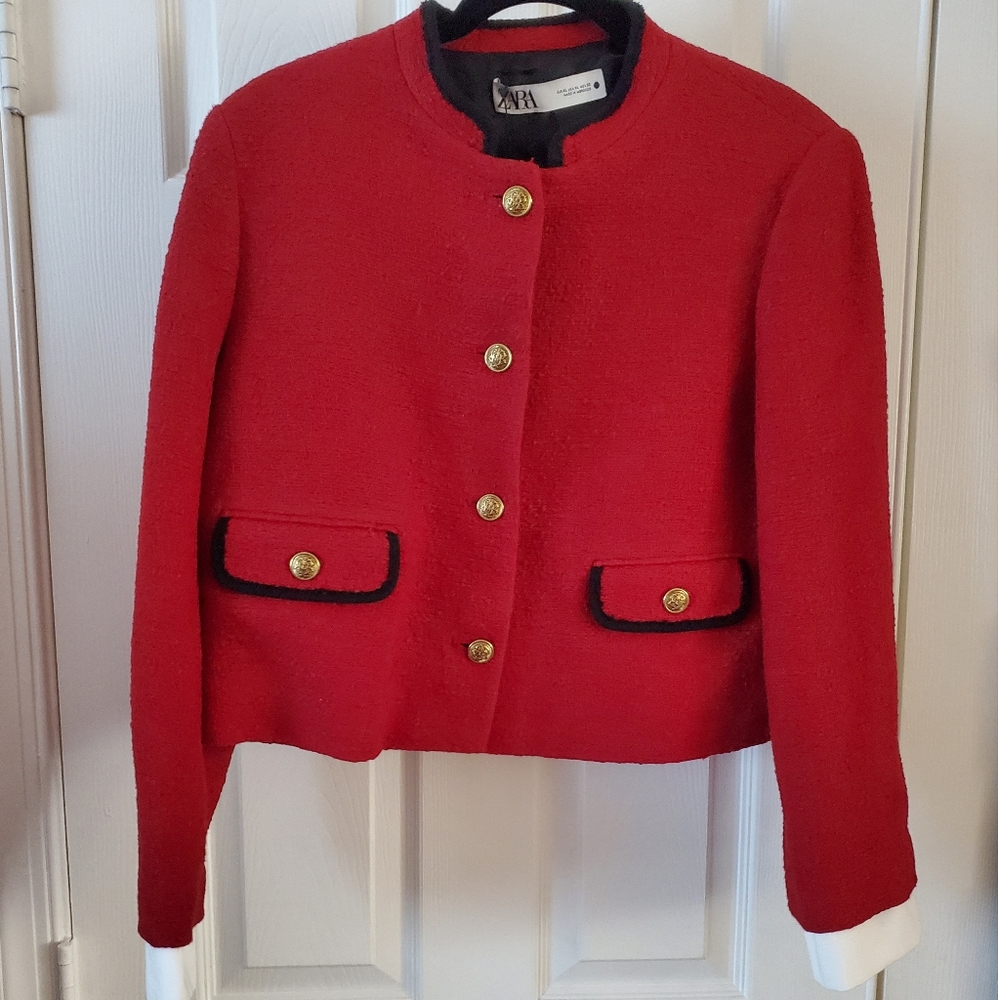 Zara Tweed crop Jacket/Blazer, white cuffs, gold buttons XL
